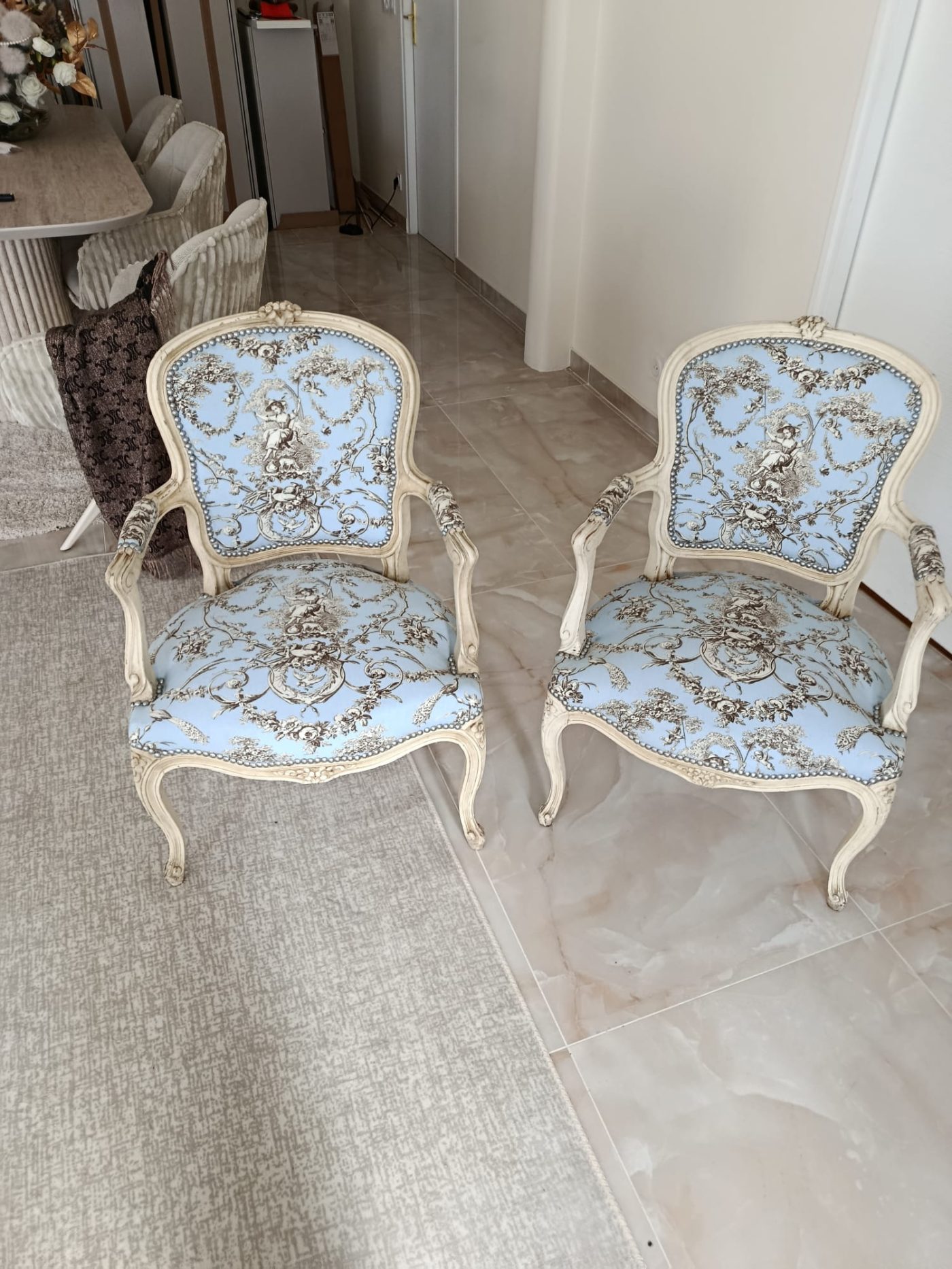 Restauration de siège de bureau ancien