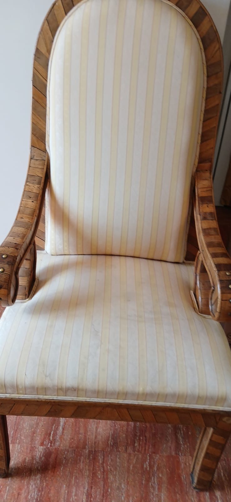 Chaise d'époque remise en état par notre artisan